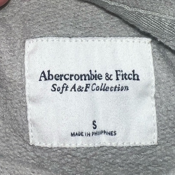 Abercrombie & fitch- camo crewneck - Picture 6 of 6